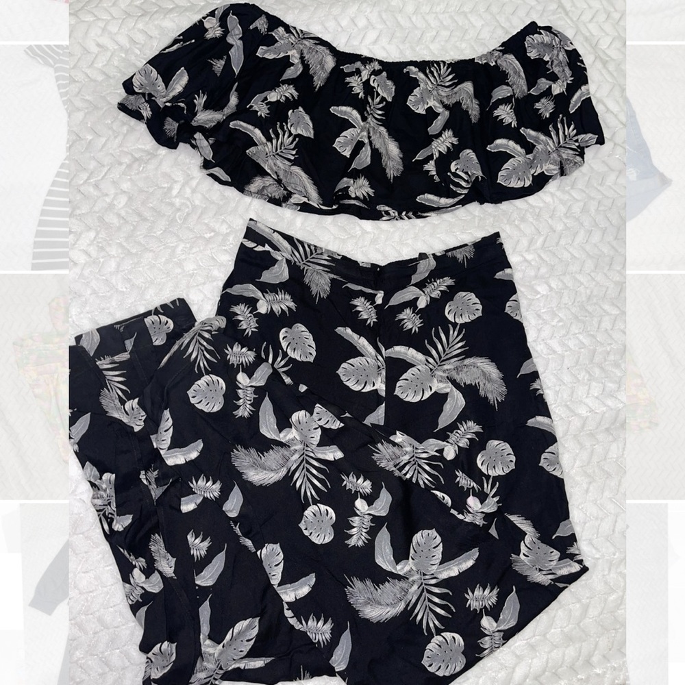 Two piece set